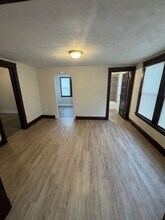 3245 W 99th St in Cleveland, OH - Building Photo - Building Photo