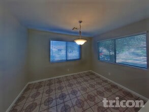 8605 West Campbell Ave in Phoenix, AZ - Building Photo - Building Photo