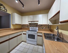 817 SE 12th Ct in Fort Lauderdale, FL - Building Photo - Building Photo