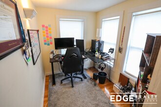 45 Newcastle Rd, Unit 2 in Boston, MA - Foto de edificio - Building Photo