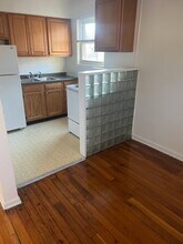 4422 Reading Ln, Unit 4422 Reading LN in Cincinnati, OH - Building Photo - Building Photo