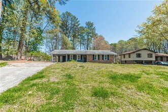 926 Live Oak Ct in Lawrenceville, GA - Building Photo - Building Photo