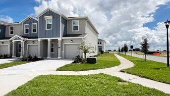 5852 Energy Wy in Clermont, FL - Building Photo