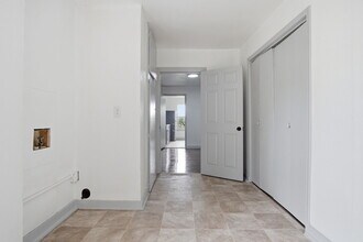 2228 SW Grand Blvd in Oklahoma City, OK - Building Photo - Building Photo