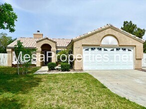 12982 Haverford Ct in Victorville, CA - Building Photo - Building Photo