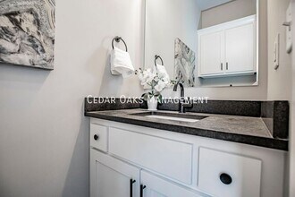 122 E Mountain St in Fayetteville, AR - Building Photo - Building Photo