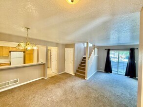 2120 Timber Creek Dr in Fort Collins, CO - Building Photo - Building Photo