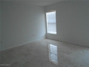 154 Shadowview Ct in Lehigh Acres, FL - Foto de edificio - Building Photo