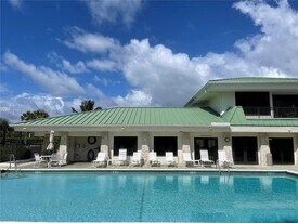 9940 S Ocean Dr in Jensen Beach, FL - Building Photo