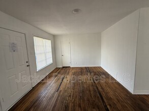 15 MacArthur Dr in Denison, TX - Building Photo - Building Photo