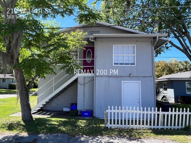 210 W 14th St in Sanford, FL - Building Photo - Building Photo