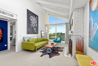 1340 S Beverly Glen Blvd in Los Angeles, CA - Building Photo - Building Photo