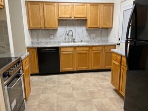 629 Denton Ave in Sellersburg, IN - Building Photo - Building Photo