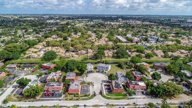 2021 NW 59th Ter in Fort Lauderdale, FL - Building Photo - Building Photo