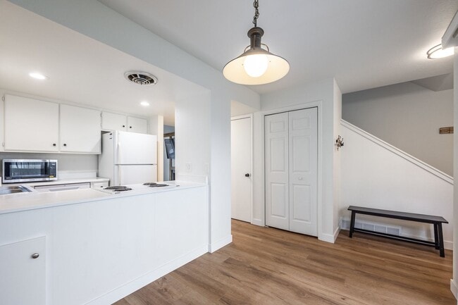 127 Yonex Ct in Park City, UT - Building Photo - Building Photo