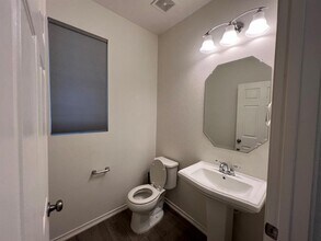 2104 Tasmanian Tiger Trace in Austin, TX - Building Photo - Building Photo