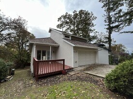 31 Aquinas in Lake Oswego, OR - Building Photo