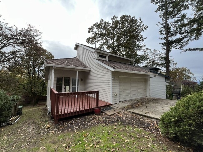 property at 31 Aquinas