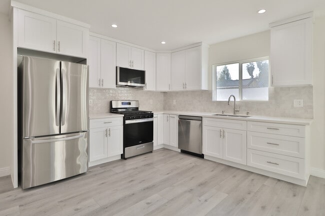 property at 22131 Victory Blvd