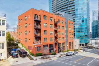 Key and Nash in Arlington, VA - Building Photo - Primary Photo