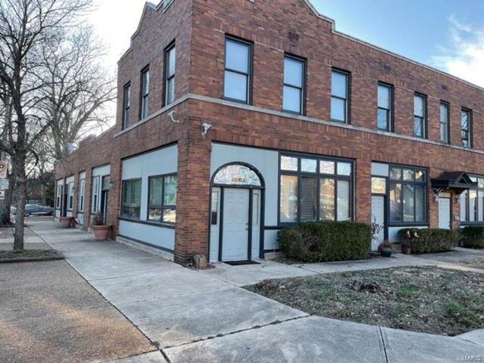 1000 Bates St in St. Louis, MO - Building Photo