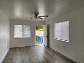 245 E Barnett St-Unit -245 E Barnett St #A in Ventura, CA - Building Photo - Building Photo