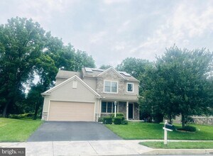 6 Sugar Maple Way in Mechanicsburg, PA - Building Photo - Building Photo