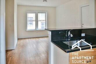 3810 N Sheffield Ave, Unit 2W in Chicago, IL - Building Photo - Building Photo