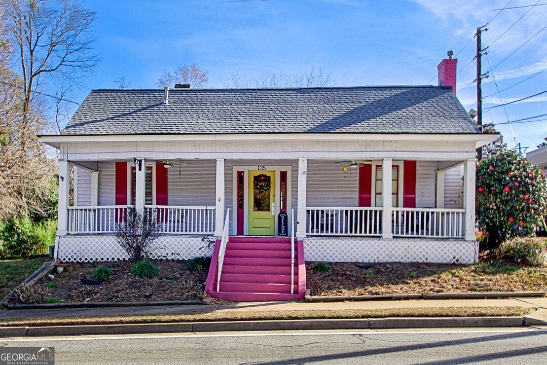 135 Glynn St N in Fayetteville, GA - Building Photo