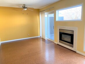 501-501 Youville Dr E Northwest in Edmonton, AB - Building Photo - Building Photo