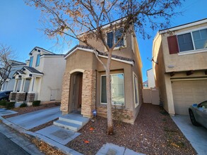 8229 Misty Sage St in Las Vegas, NV - Building Photo - Building Photo