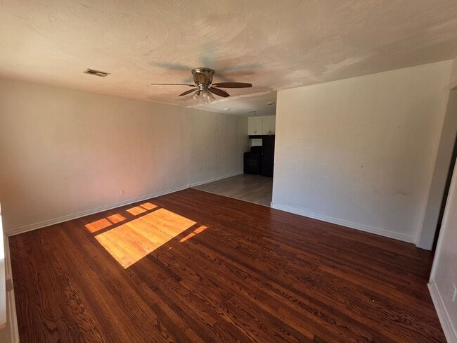 1707 Brighton Ave in The Village, OK - Building Photo - Building Photo