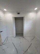 7707 Camino Real in Miami, FL - Building Photo - Building Photo