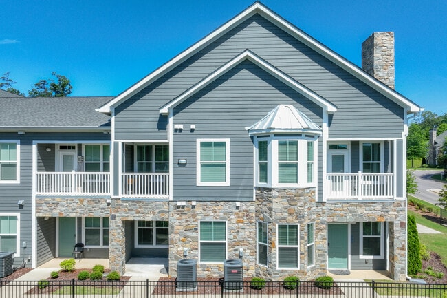 The Point at Greystone in Birmingham, AL - Foto de edificio - Building Photo