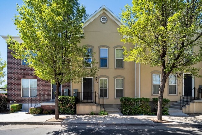 property at 213 Speyside Way