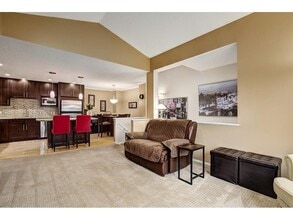 39 Hidden Creek Cres NW in Calgary, AB - Building Photo - Building Photo