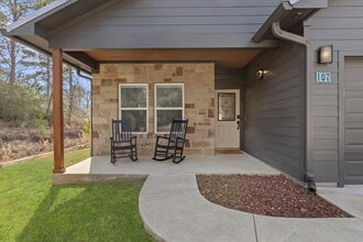 107 Keamuku Ct in Bastrop, TX - Building Photo - Building Photo