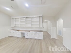 902 La Nell Drive Deer Park TX in Deer Park, TX - Building Photo - Building Photo