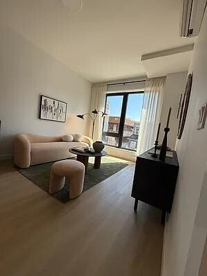 158 Lott St in Brooklyn, NY - Building Photo - Building Photo