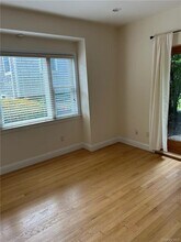 37 Memorial Dr-Unit -B1 in Chappaqua, NY - Foto de edificio - Building Photo