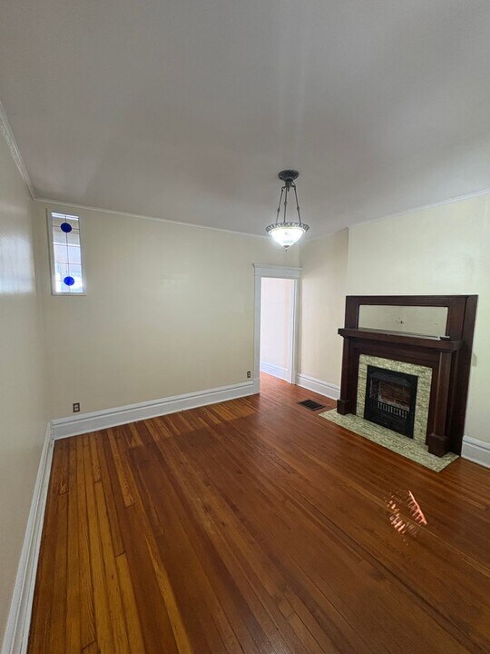526 E Sycamore St in Columbus, OH - Building Photo