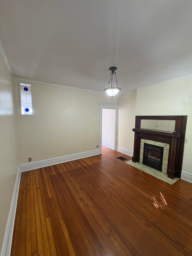 property at 526 E Sycamore St