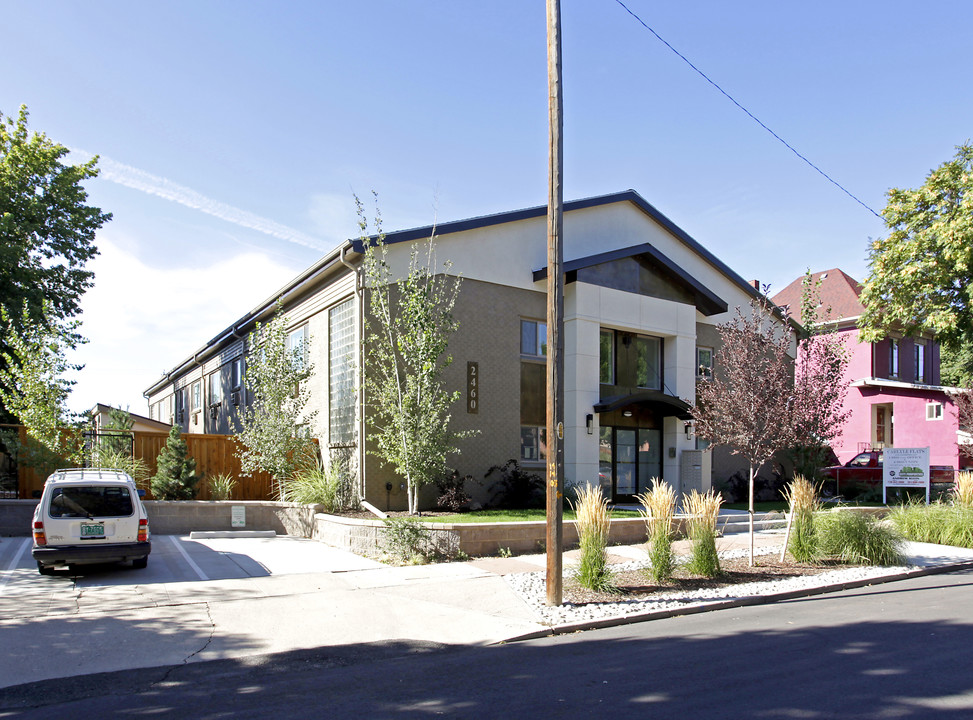 Carlyle Flats in Denver, CO - Building Photo