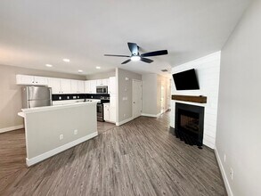 917 Creek Crossing Trail in Whitsett, NC - Building Photo - Building Photo