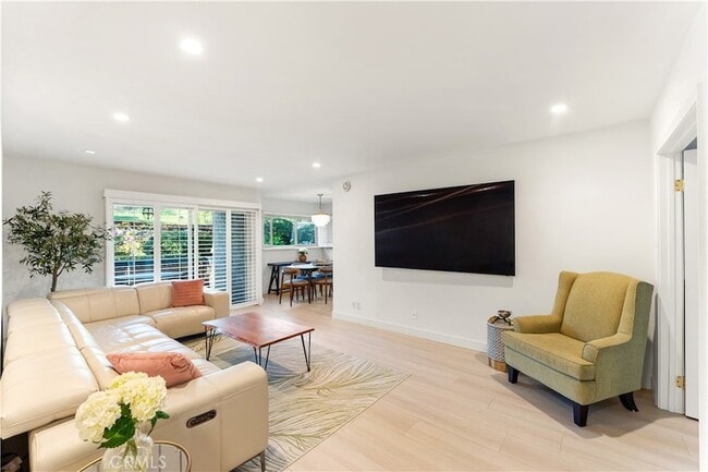 4724 Park Granada, Unit 217 in Calabasas, CA - Building Photo - Building Photo