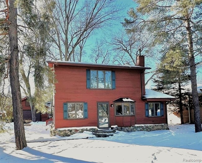 property at 3224 Mc Comb St