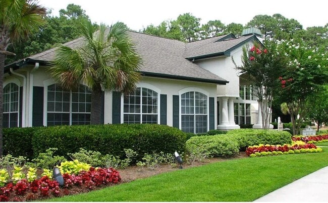 897 Fording Island Rd, Unit 208 in Bluffton, SC - Building Photo - Building Photo