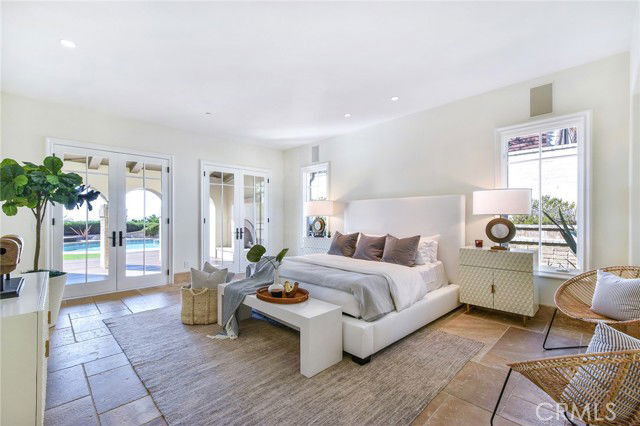 64 Archipelago Dr in Newport Beach, CA - Building Photo - Building Photo