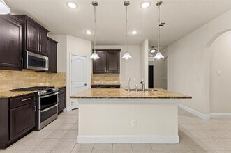7822 Cottonwood Dr in Greenville, TX - Building Photo - Building Photo