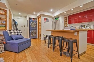 55 Saint Stephen St, Unit 1 in Boston, MA - Building Photo - Building Photo